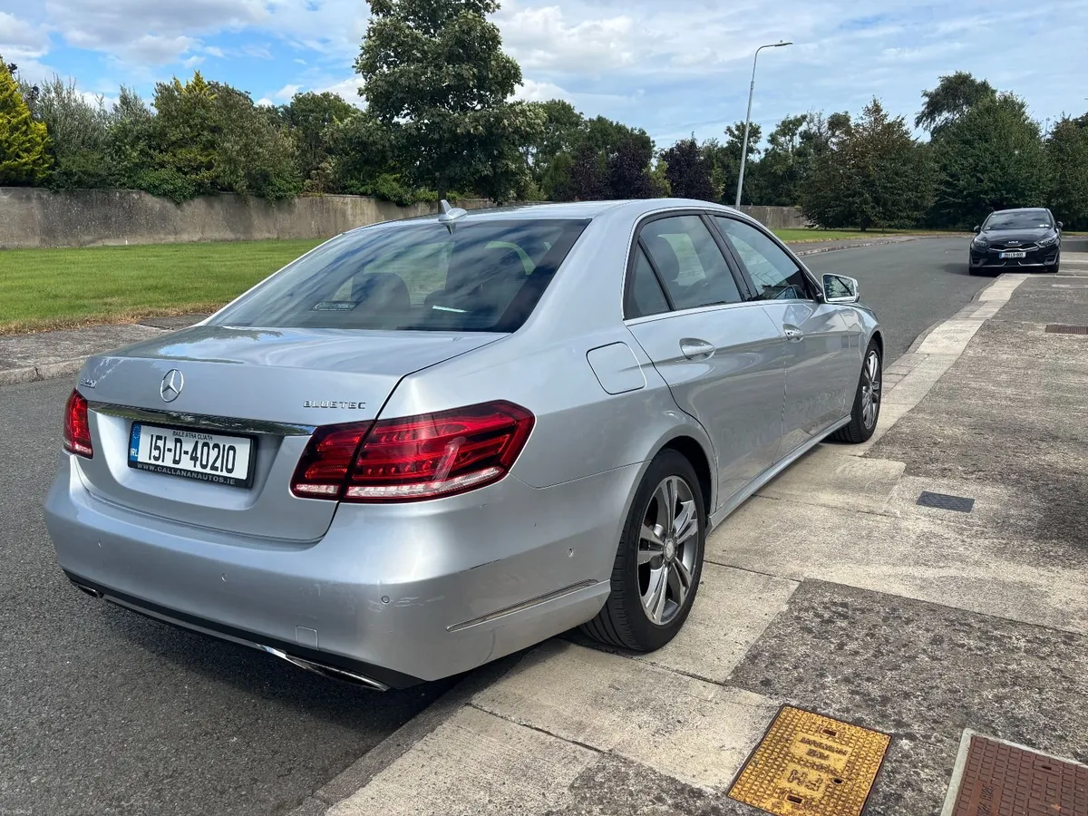 Mercedes-Benz E-Class 2015: Drives Perfectly - Image 2