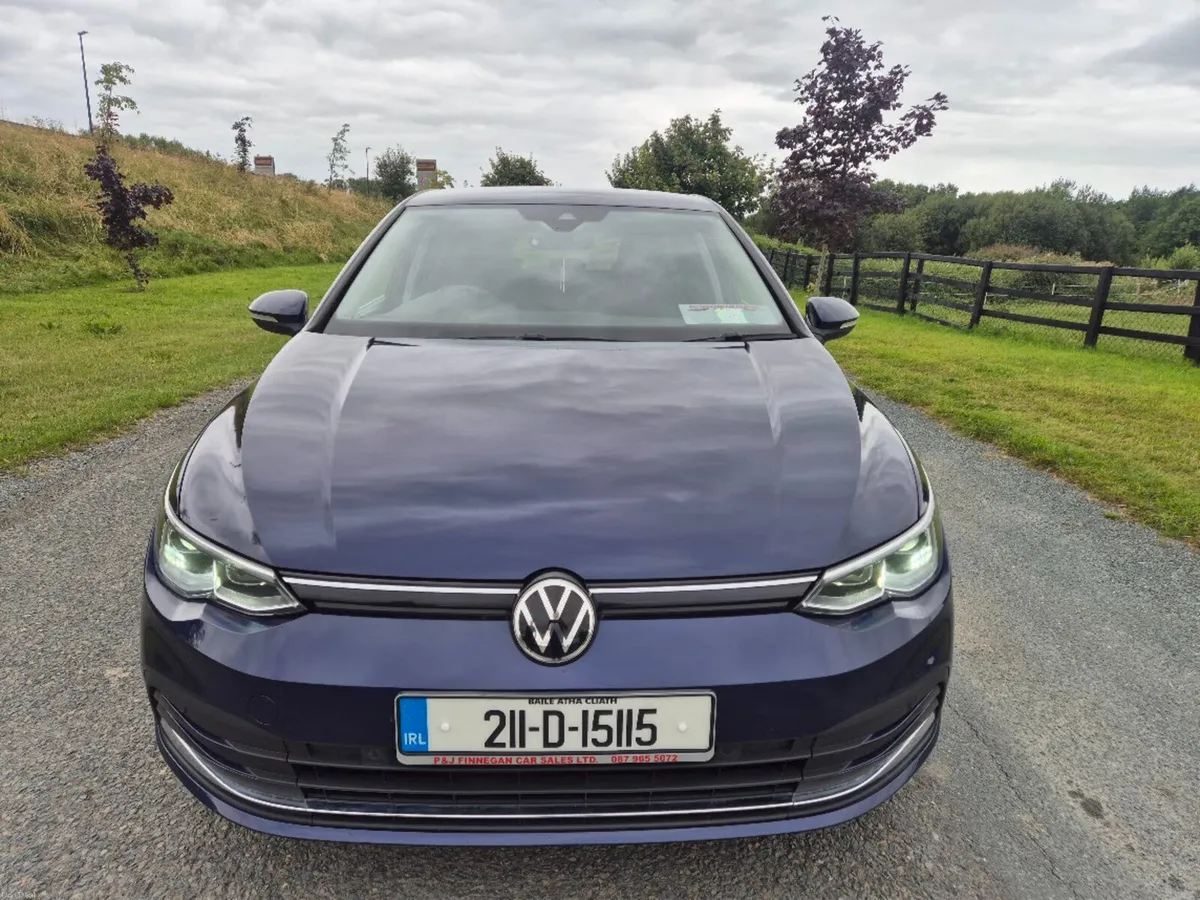 Volkswagen Golf Style 2.0L TDI - Image 2