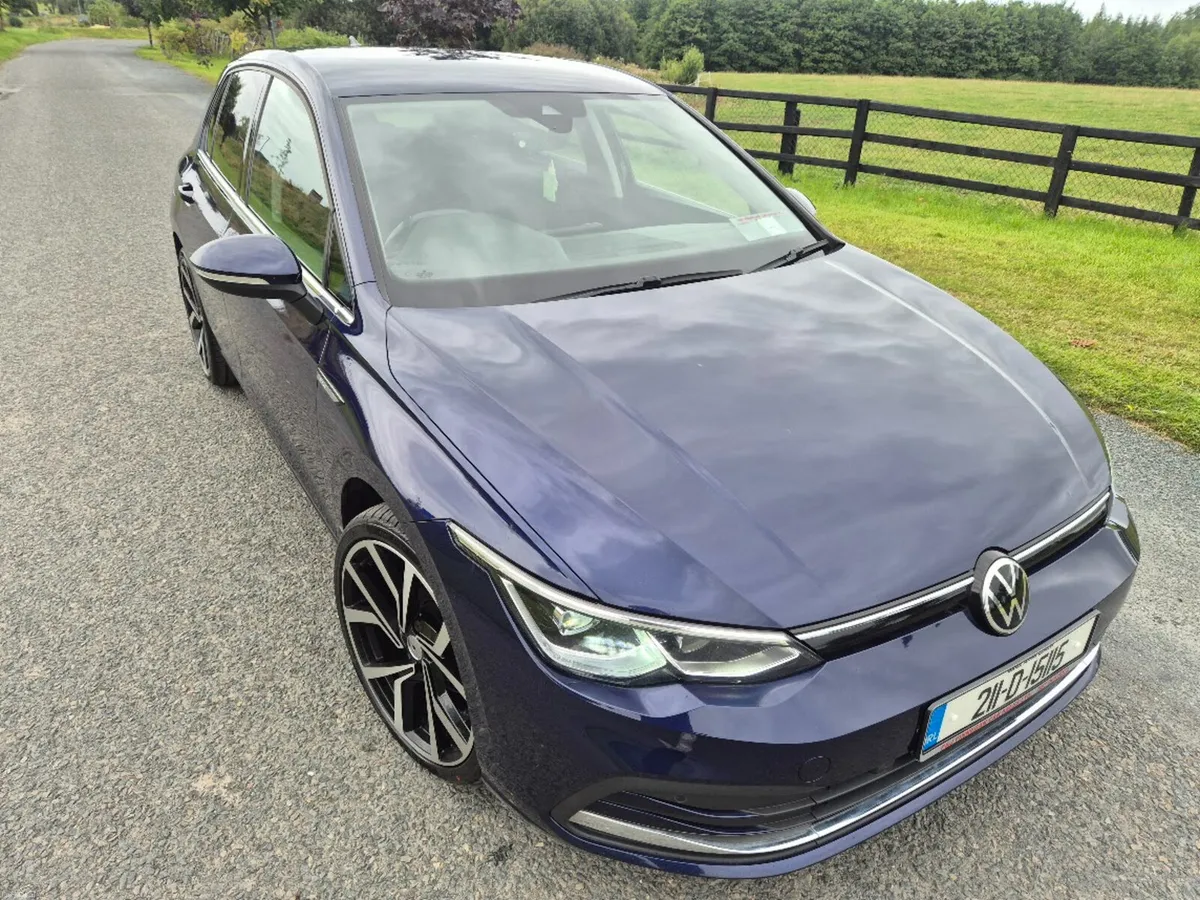 Volkswagen Golf Style 2.0L TDI - Image 1