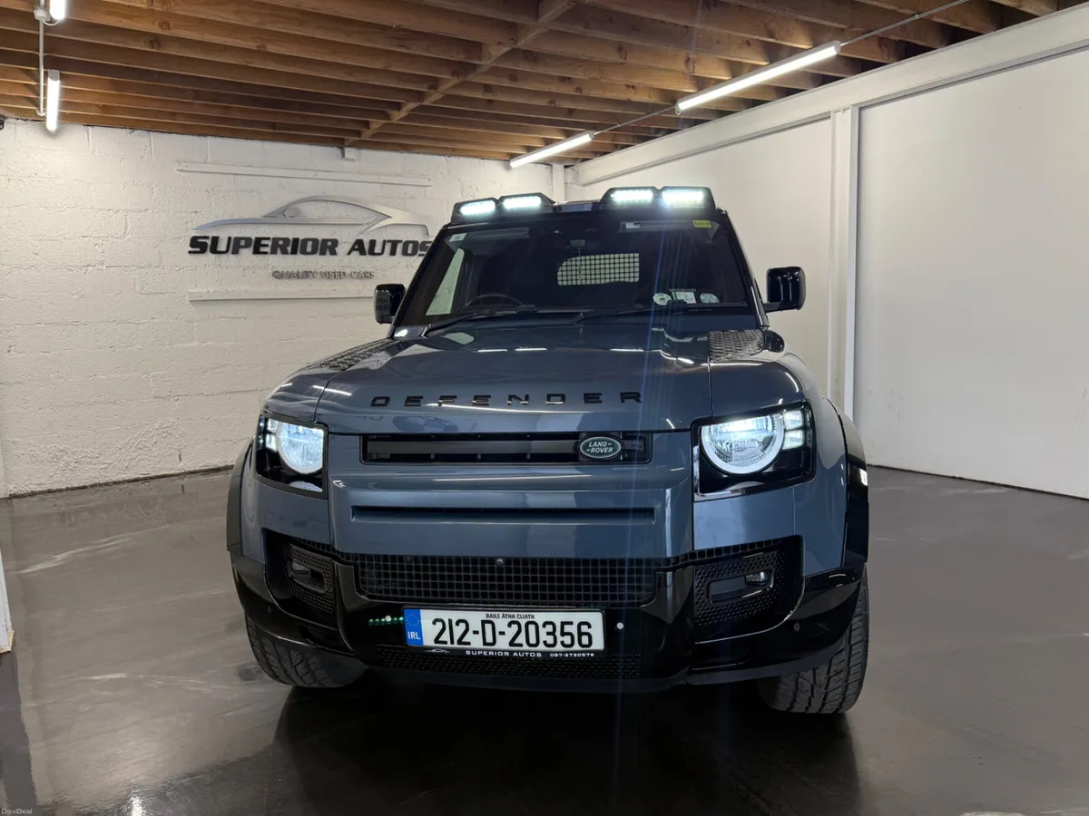 2021 Land Rover Defender S 110 2 Seater Commercial - Image 3
