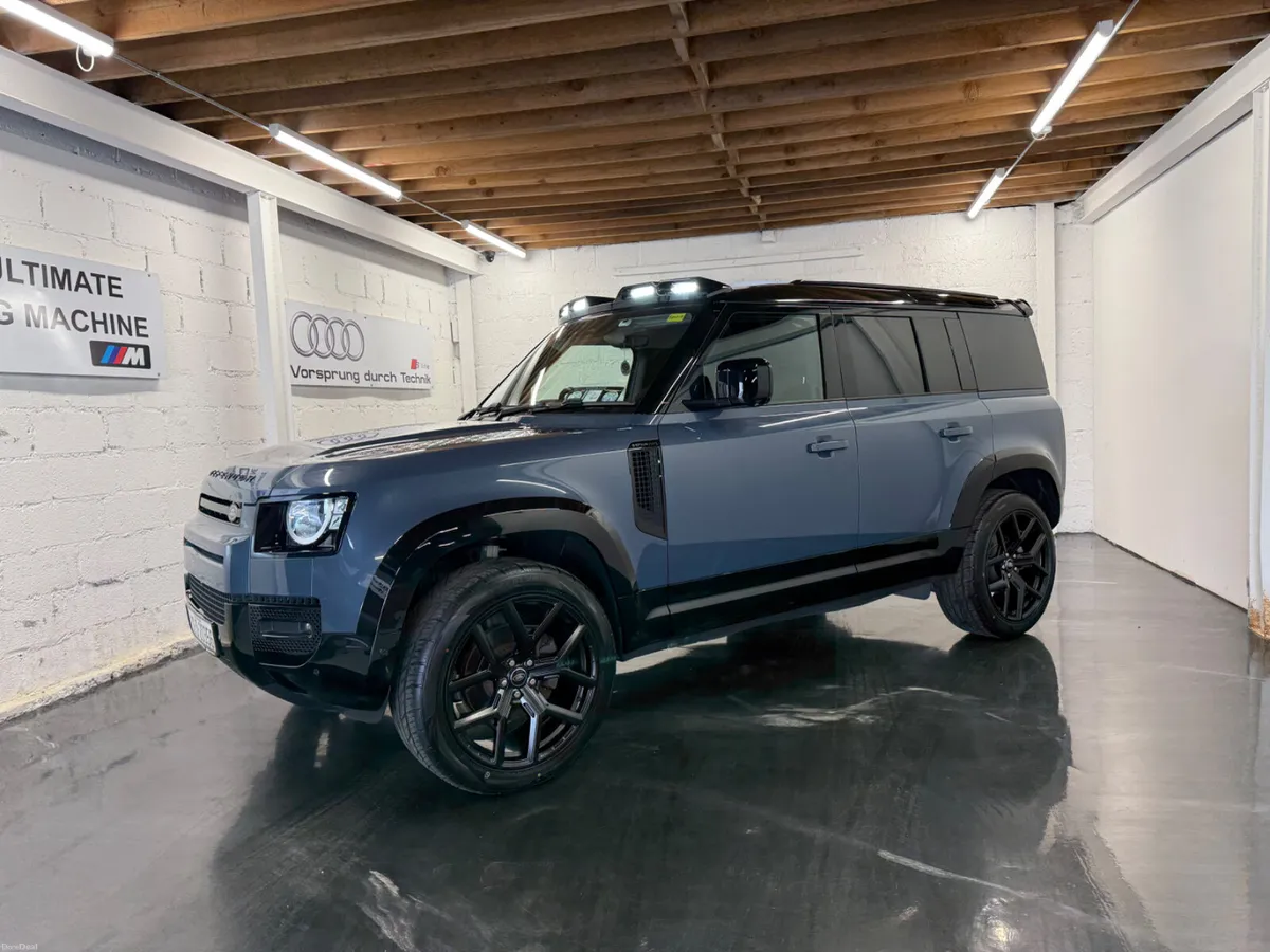 2021 Land Rover Defender S 110 2 Seater Commercial - Image 2