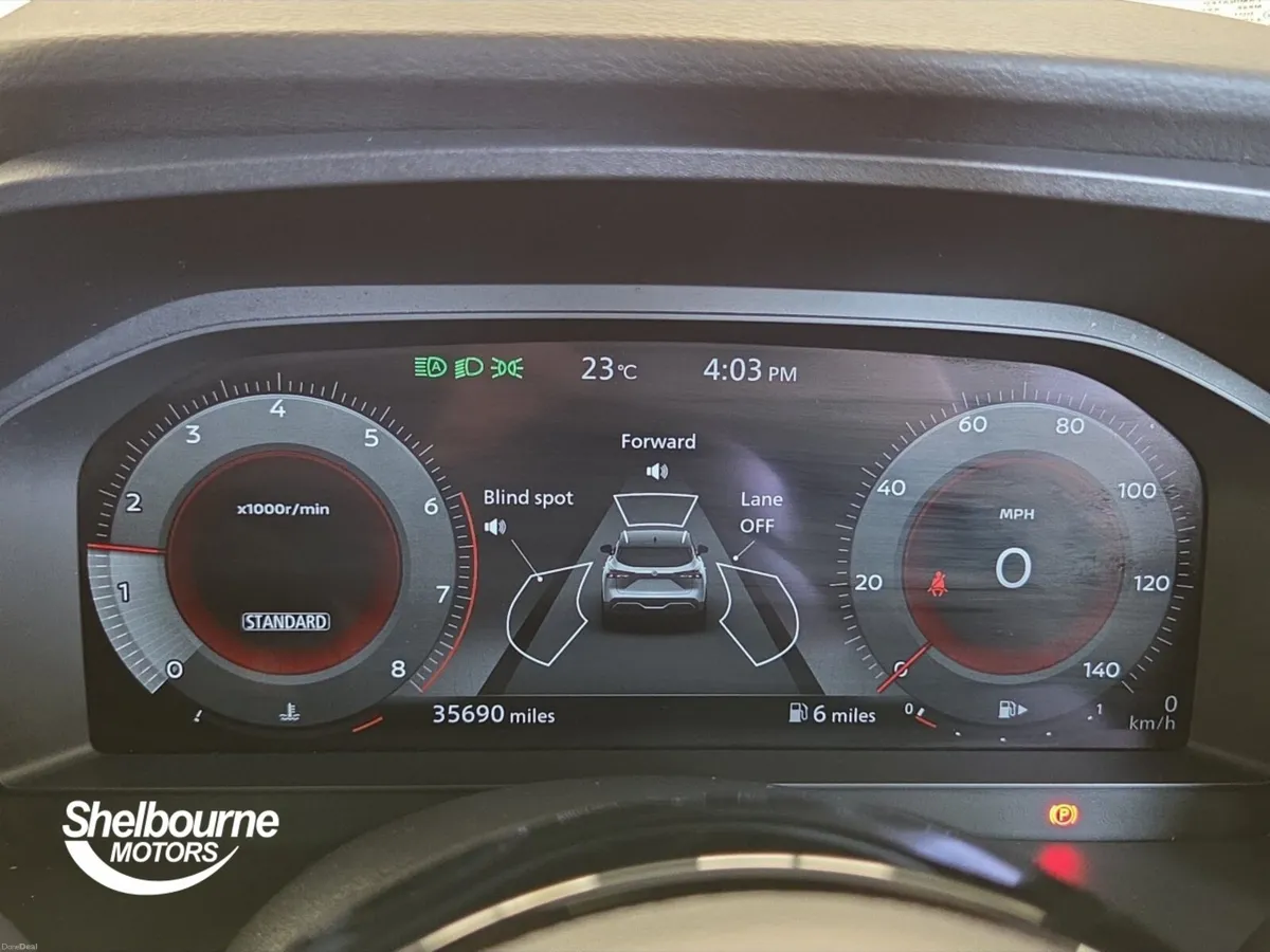 Nissan Qashqai Hatchback Tekna - Image 6