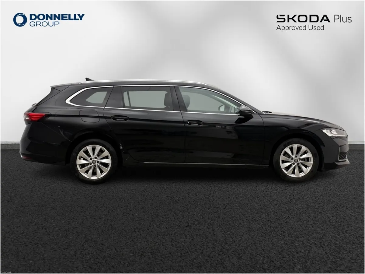 Skoda SUPERB Diesel Estate SE Technology - Image 4