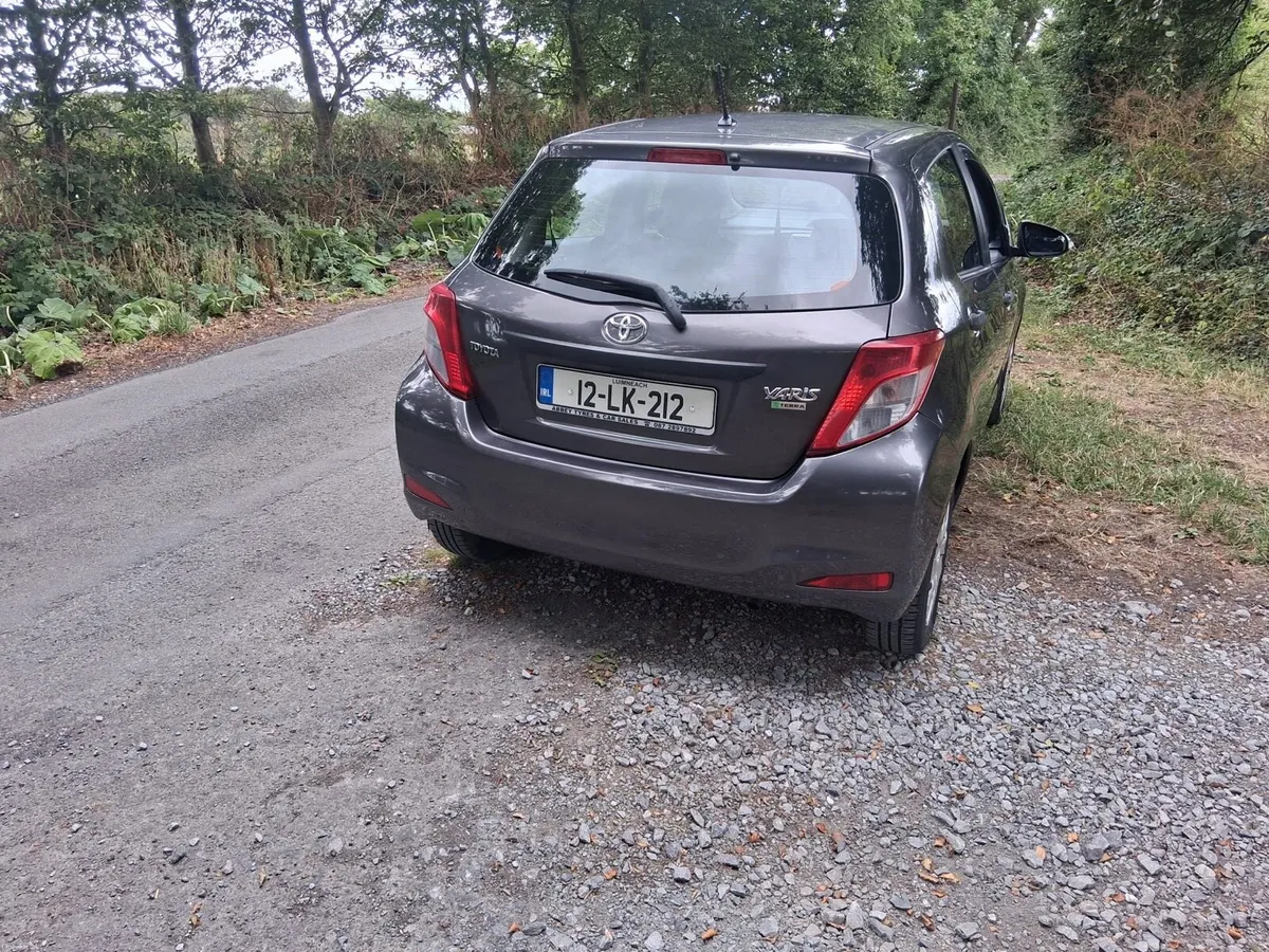 Toyota yaris - Image 6