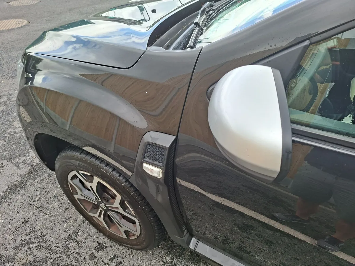 Dacia Duster Prestige 2020 leather seats - Image 3