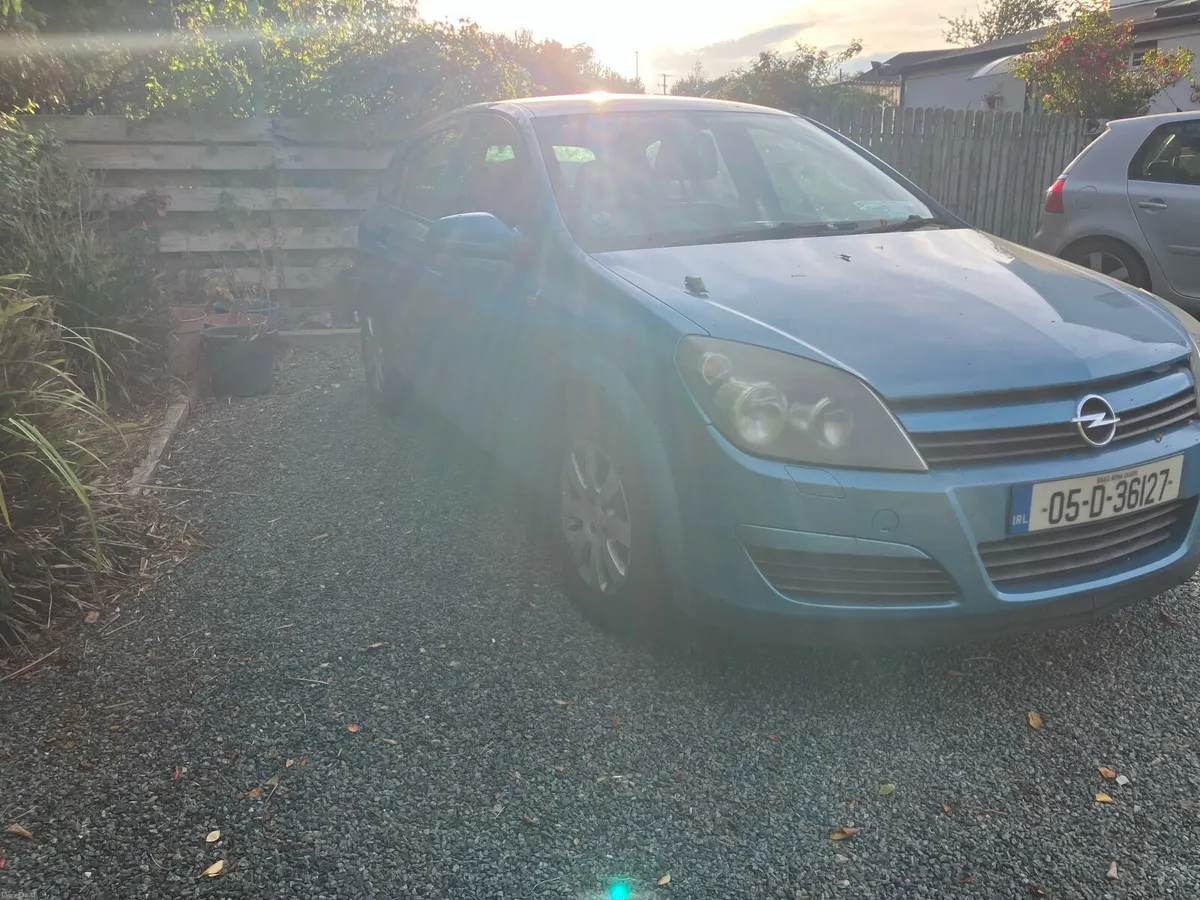 Opel Astra NCT 07/27 & TAX 09/26 - Image 3