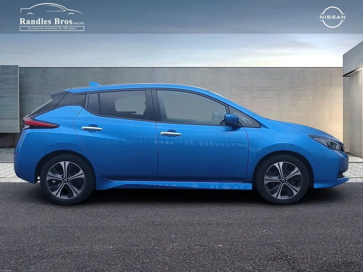 Nissan Leaf Leaf SV Premium 40 kWh - Image 5