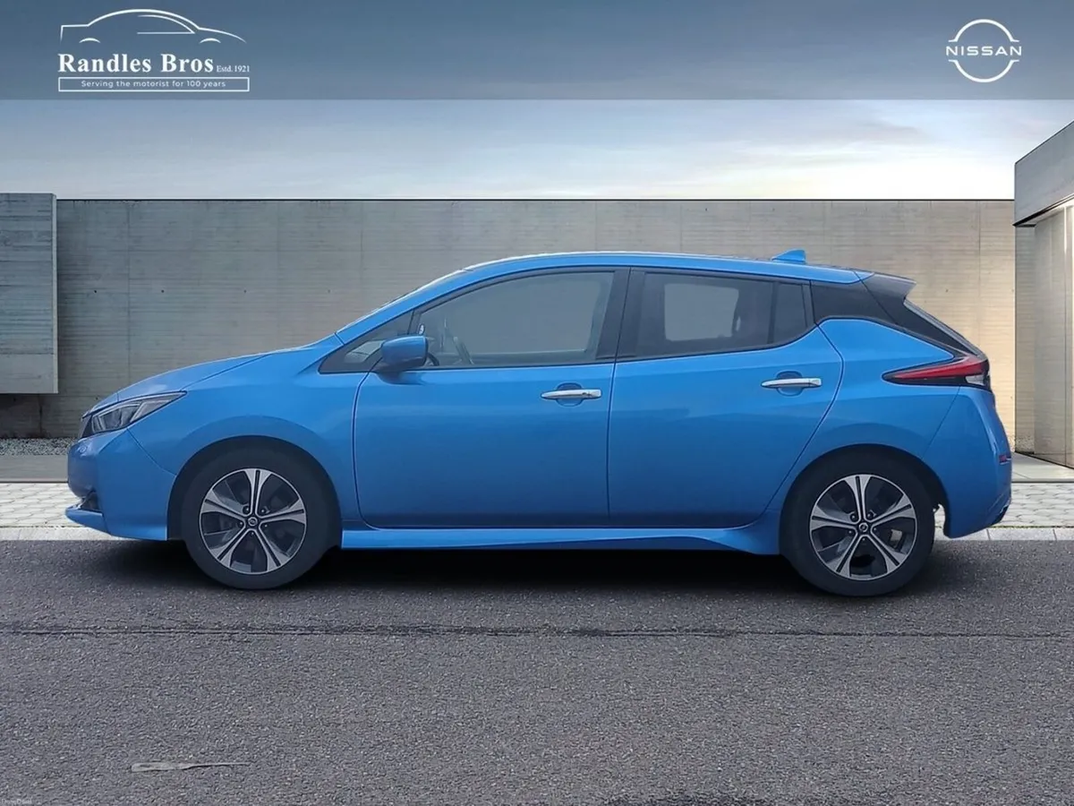 Nissan Leaf Leaf SV Premium 40 kWh - Image 3