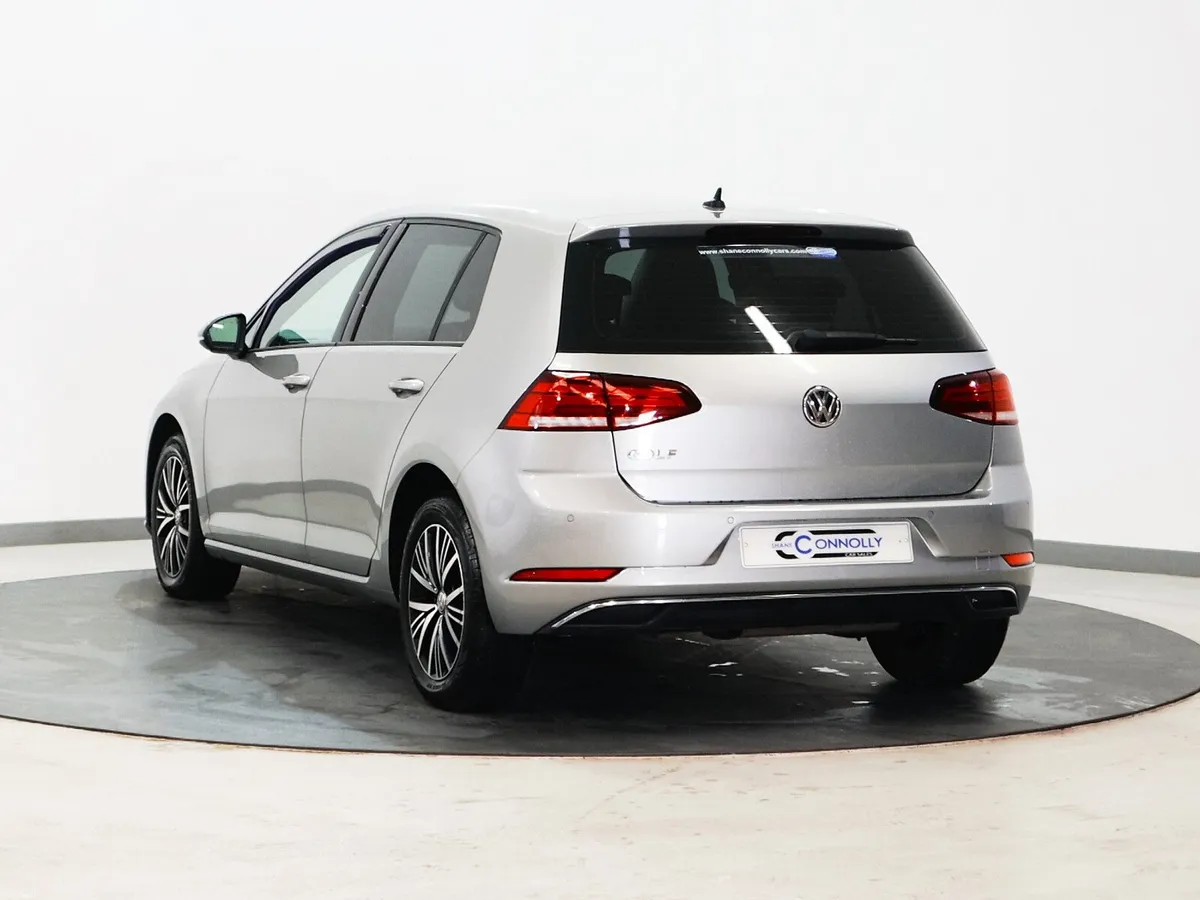 *129* 2019 Volkswagen Golf 1.6TDI SE NAV - Image 6