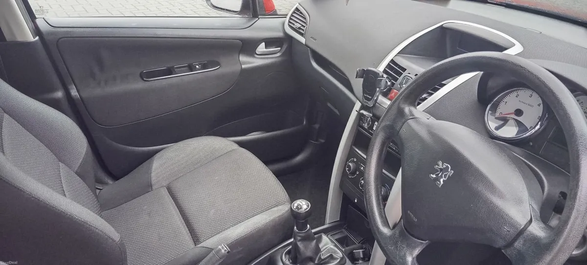 Peugeot 207 1.4 diesel 2012 - Image 2