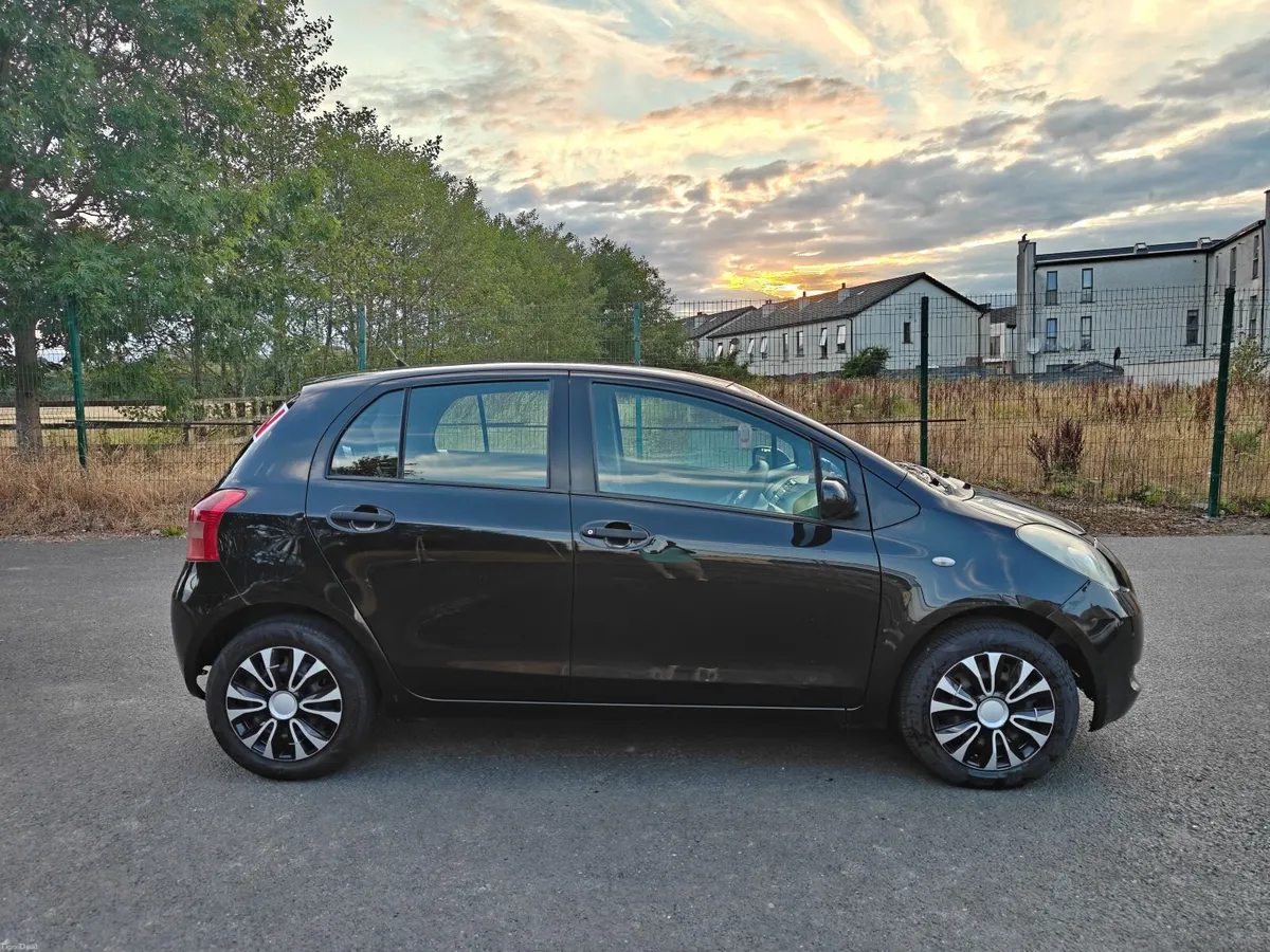 Toyota Yaris 2008 - Image 3
