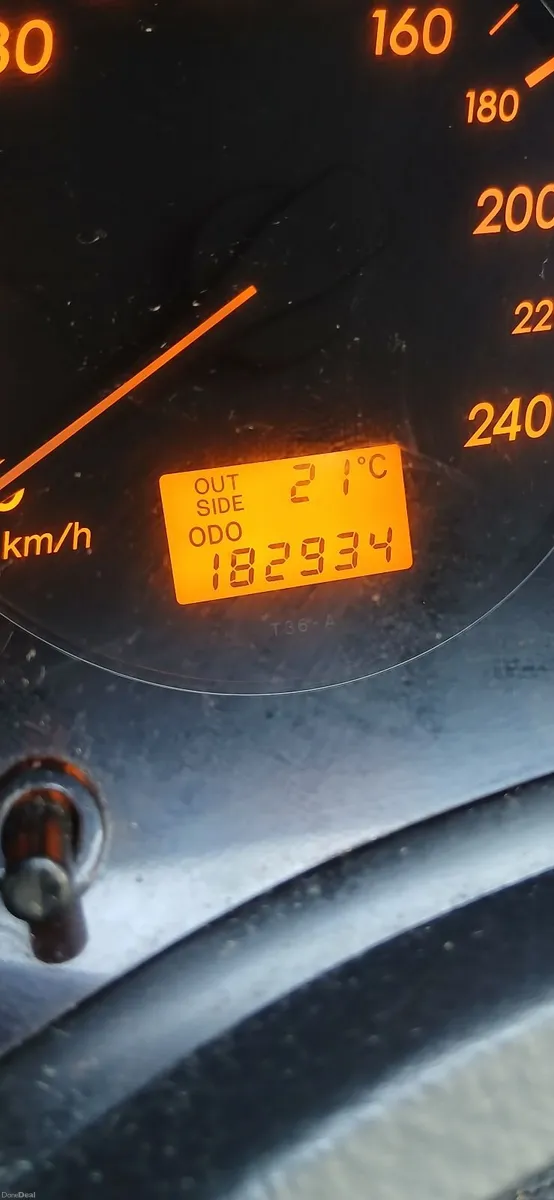 Toyota Avensis 2005 - Image 6