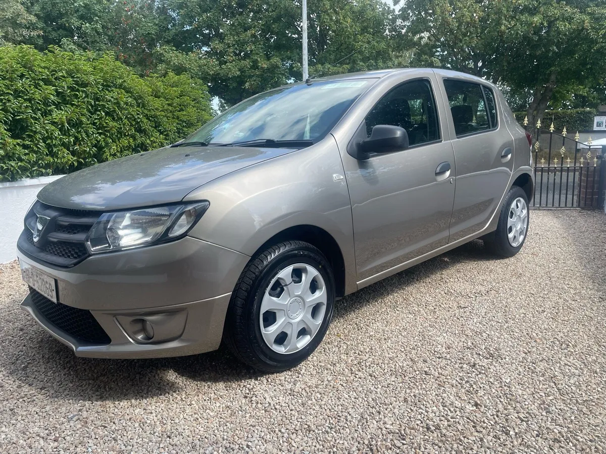 Dacia Sandero  151D €2,650 - Image 1