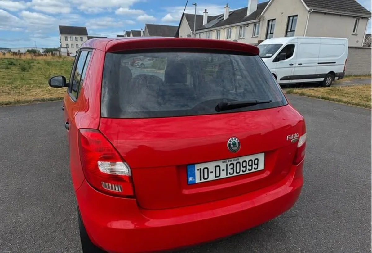 Skoda Fabia 2010 - Image 4