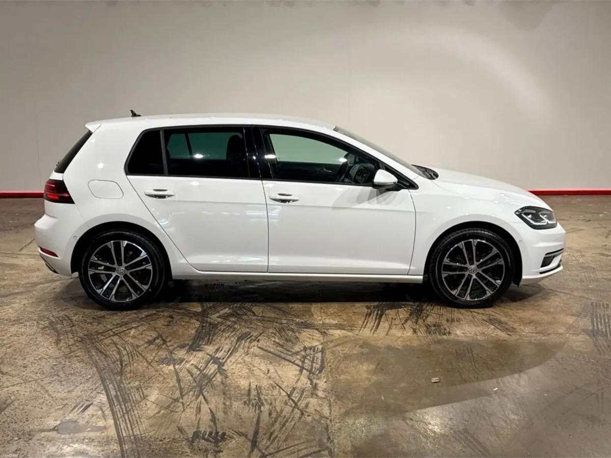 Volkswagen Golf 1.2 AUTOMATIC TSI COMFORT LINE MEI - Image 2