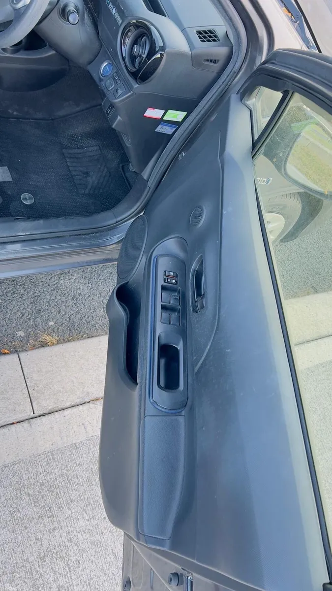 Toyota Aqua - Image 2