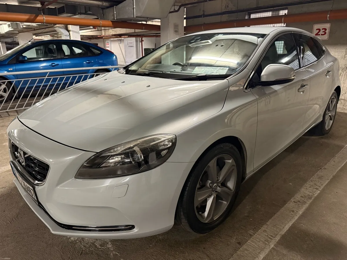 Volvo V40 2013 - Image 3