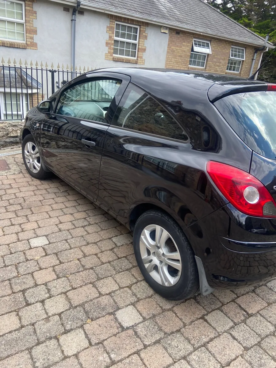 Vauxhall Corsa 2009 - Image 3