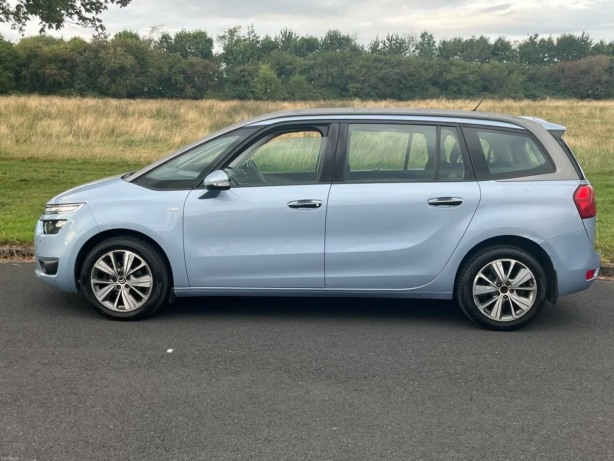 2015 c4 Picasso, AUTOMATIC, 7 Seats - Image 2
