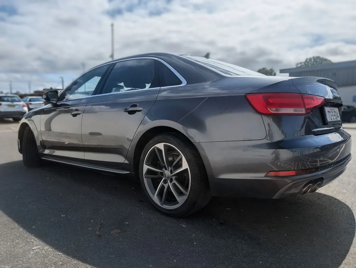 Audi A4: S-line Quattro 190bp Automatic Saloon - Image 2