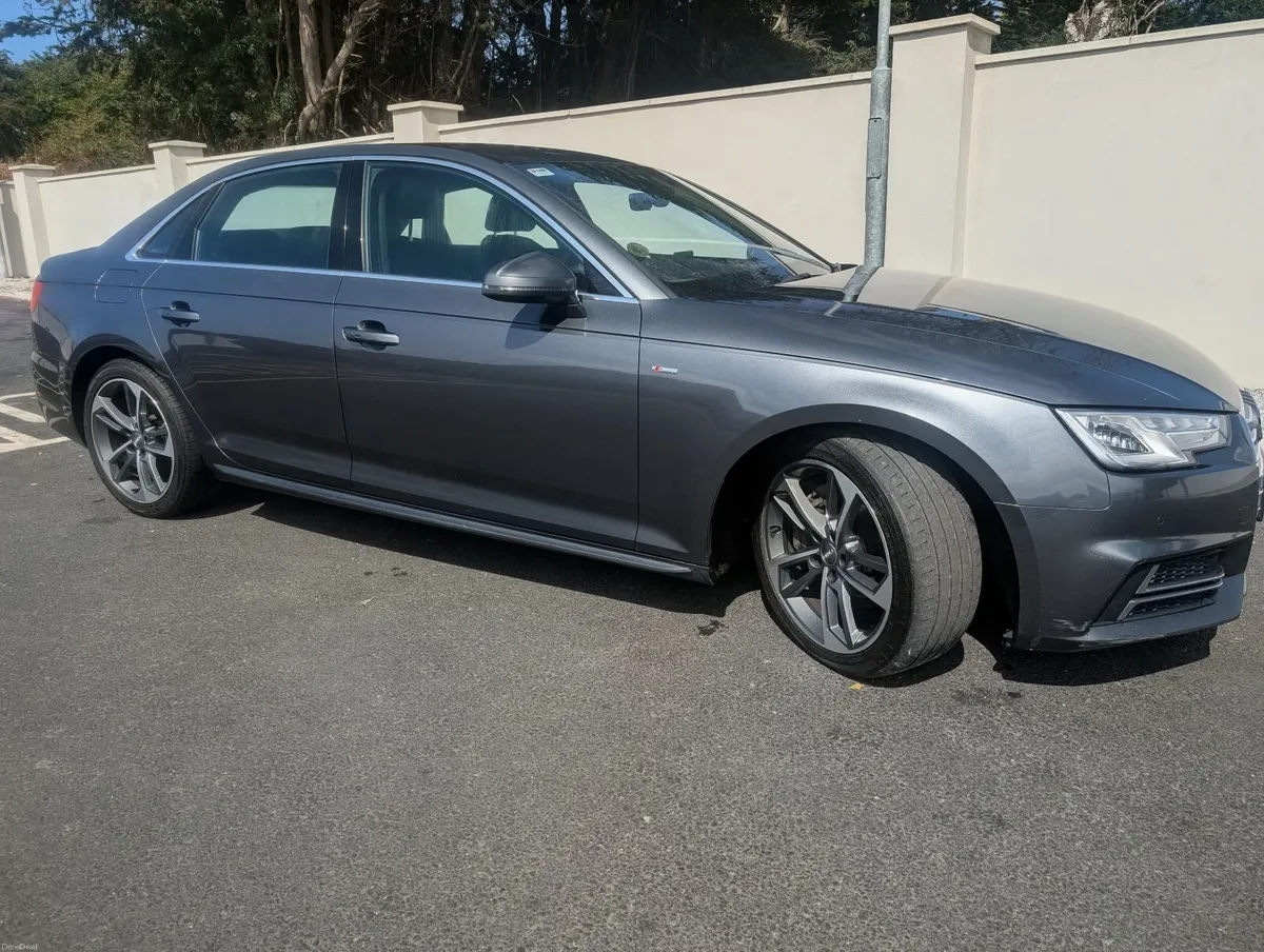 Audi A4: S-line Quattro 190bp Automatic Saloon - Image 3