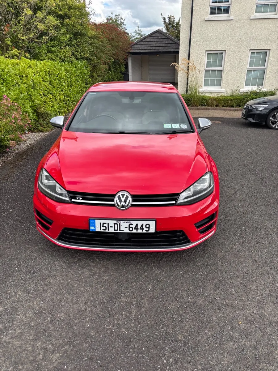 Volkswagen Golf 2015 - Image 1