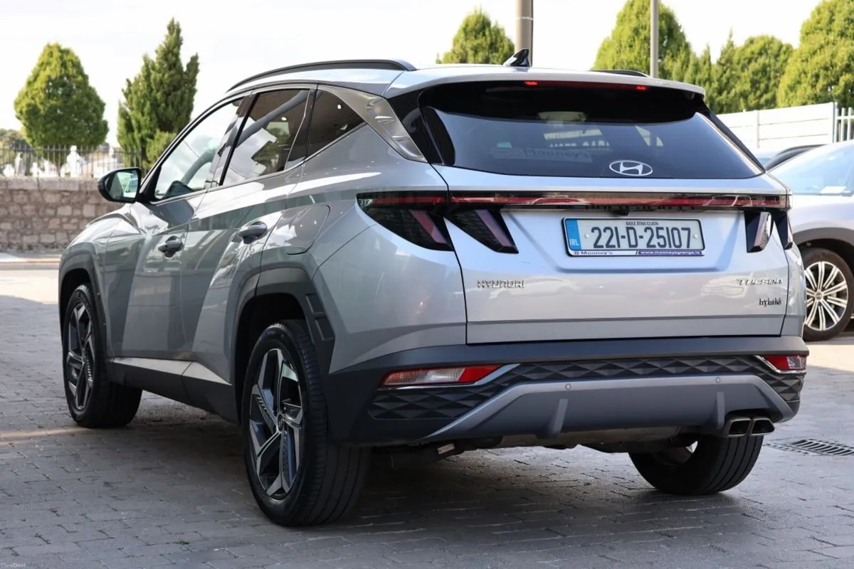 Hyundai Tucson 2WD Executive Plus HEV Auto - Image 5