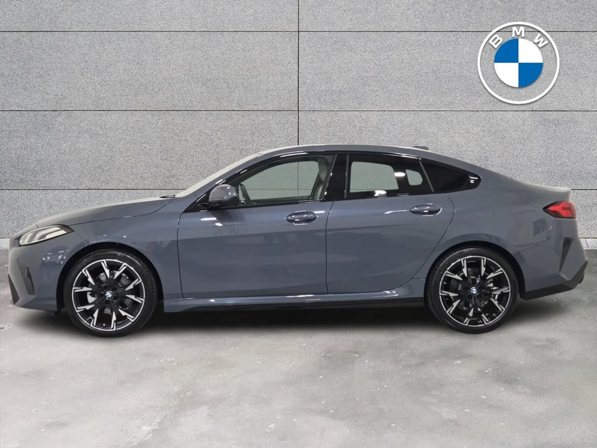BMW 2-Series 220i - Image 3
