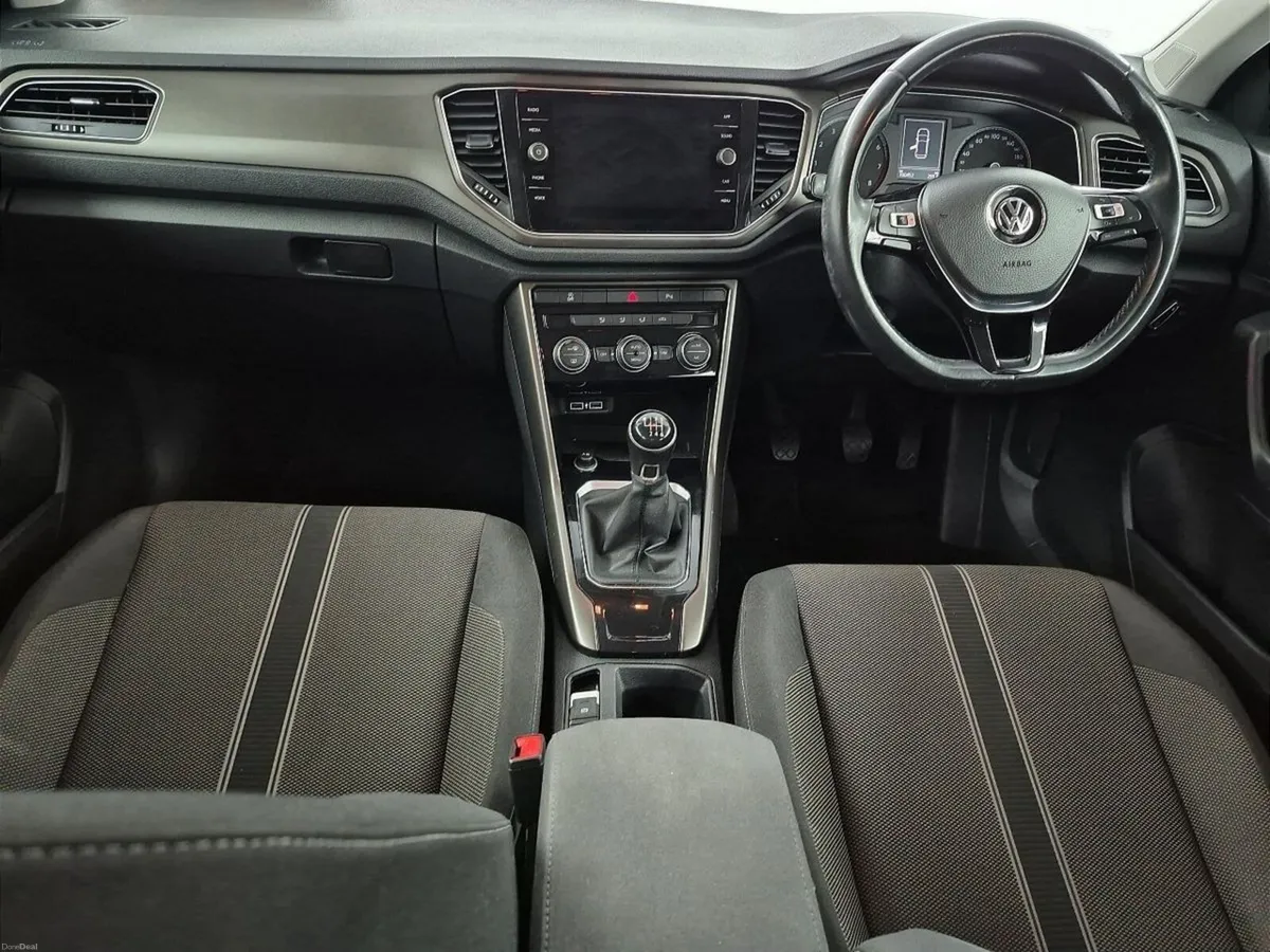 Volkswagen T-Roc 1.0 TSI 115bhp Design - Image 3
