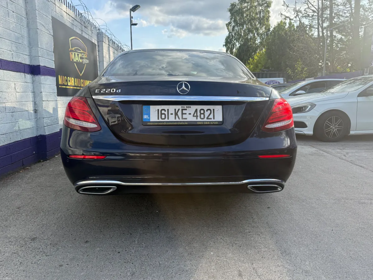 Mercedes-Benz E-Class 2016 - Image 6