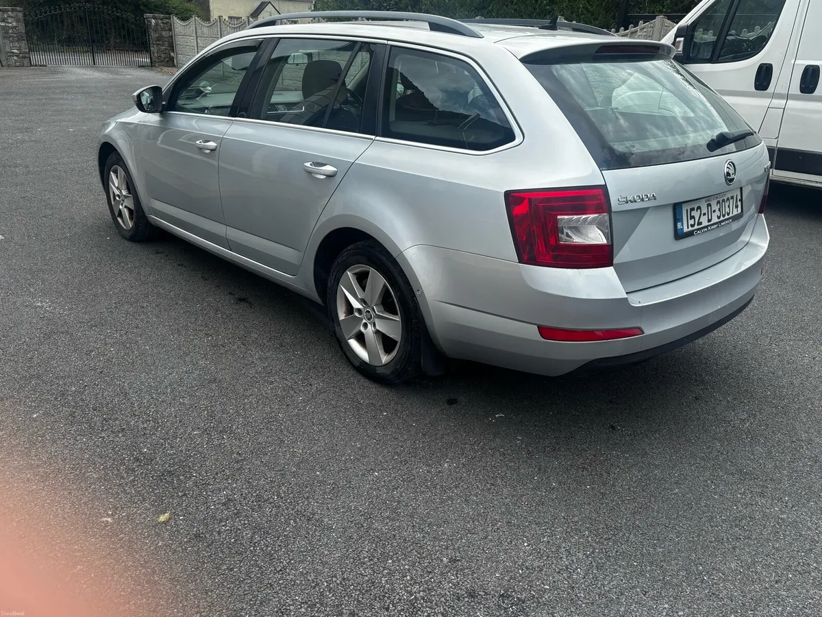 152 skoda Octavia Business - Image 2