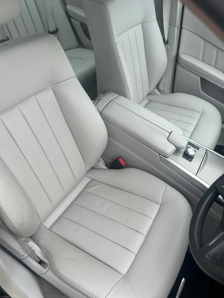 Mercedes-Benz E-Class 2014 - Image 6
