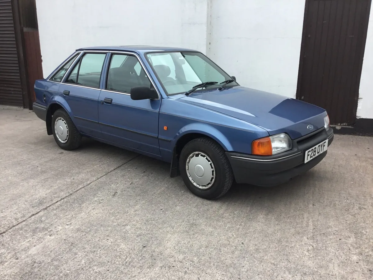 Ford Escort 1988 MK IV - Image 2