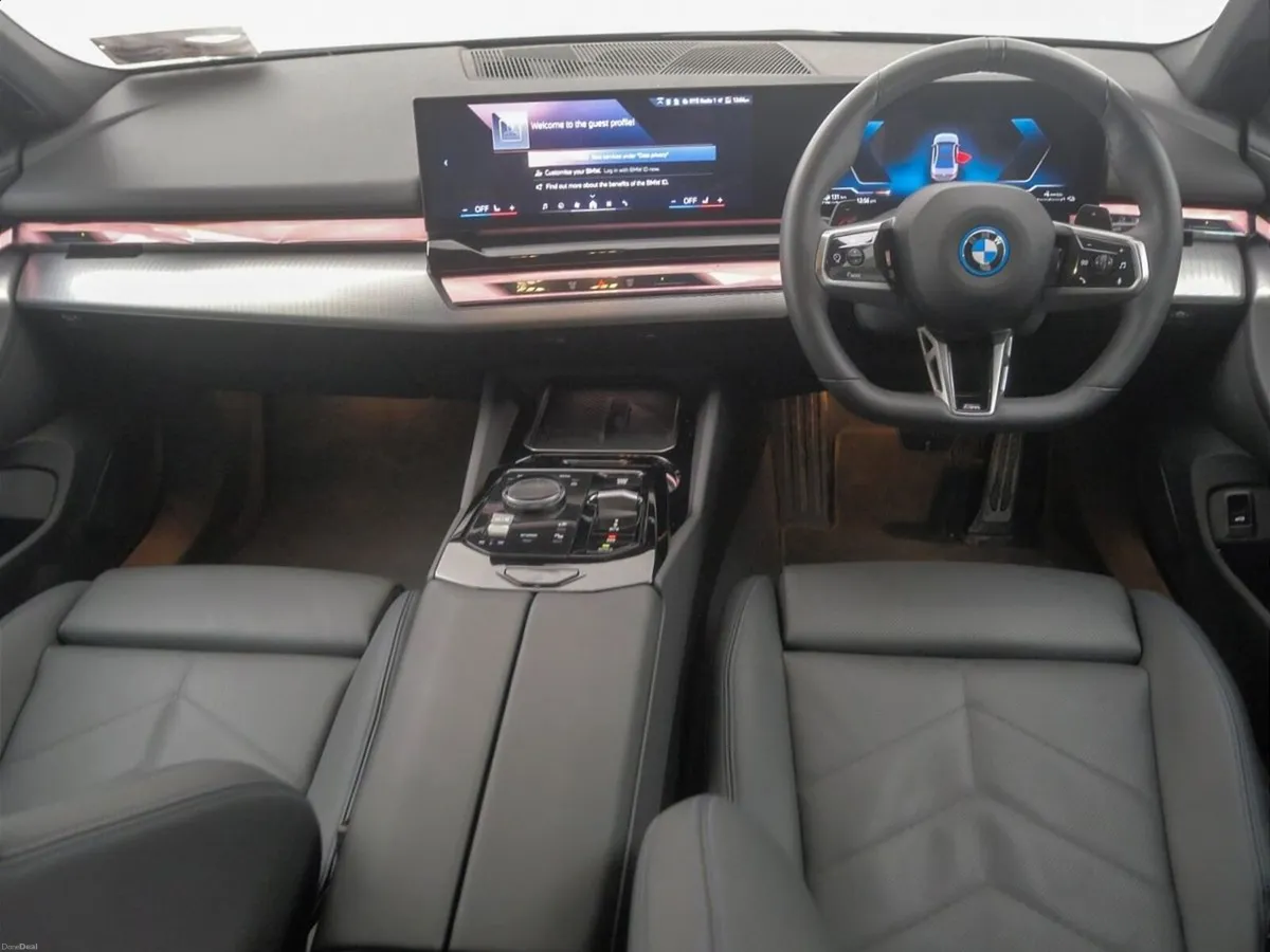 BMW 5-Series 530e M Sport Saloon - Image 4