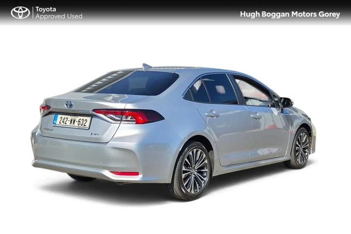 Toyota Corolla LUNA SPORT 4DR A - Image 2