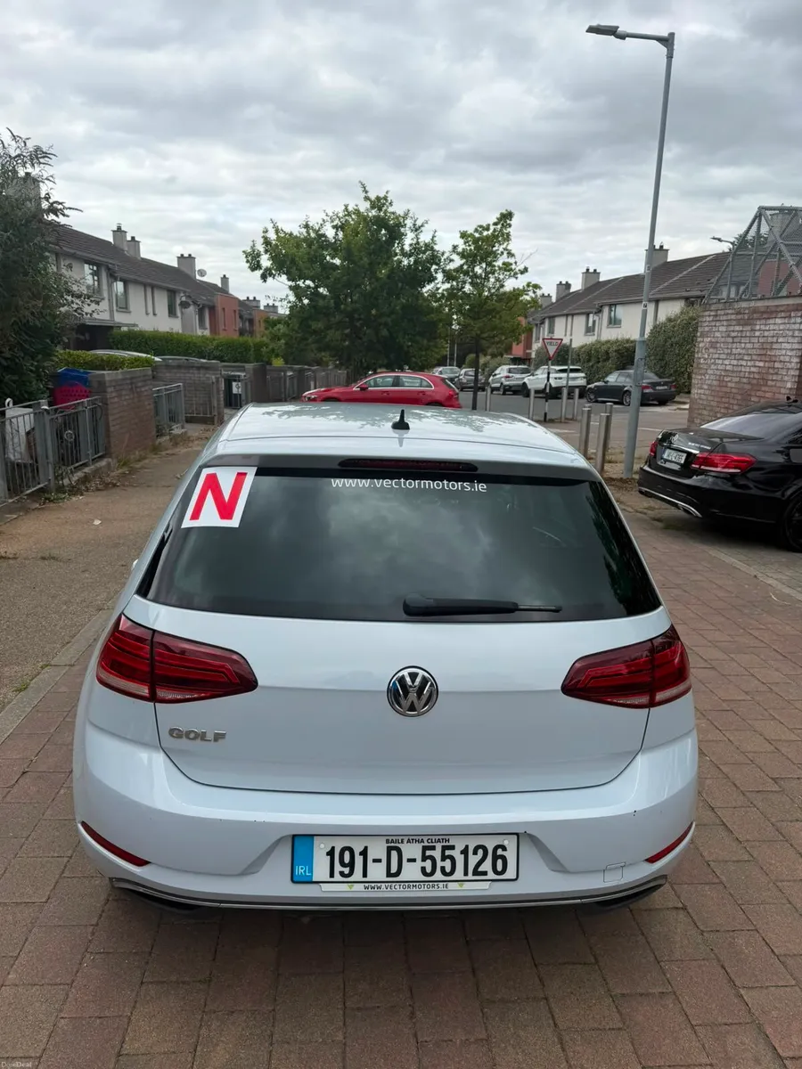191 Folks Volkswagon Golf 1.2 petrol automatic - Image 4