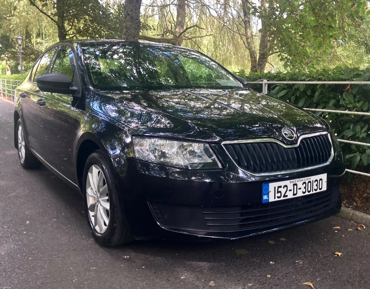 Skoda Octavia 1.6Tdi Style Deluxe Edition New Test - Image 3