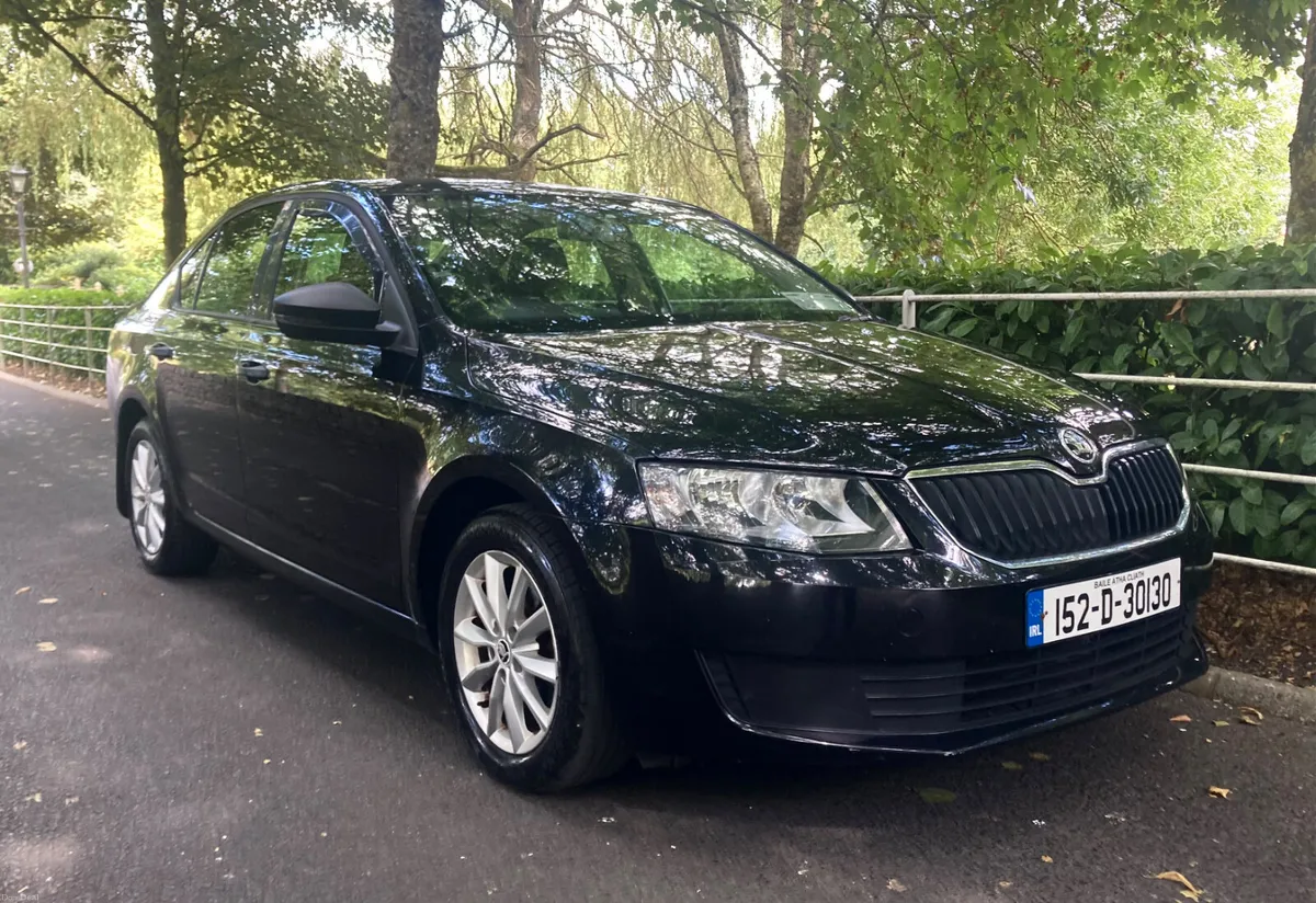 Skoda Octavia 1.6Tdi Style Deluxe Edition New Test - Image 2