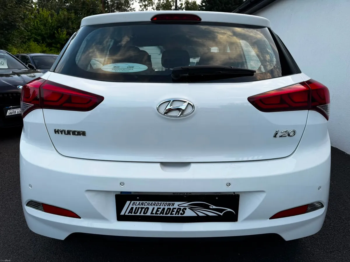 HYUNDAI I201.2 MPI SE 83BHP - Image 6