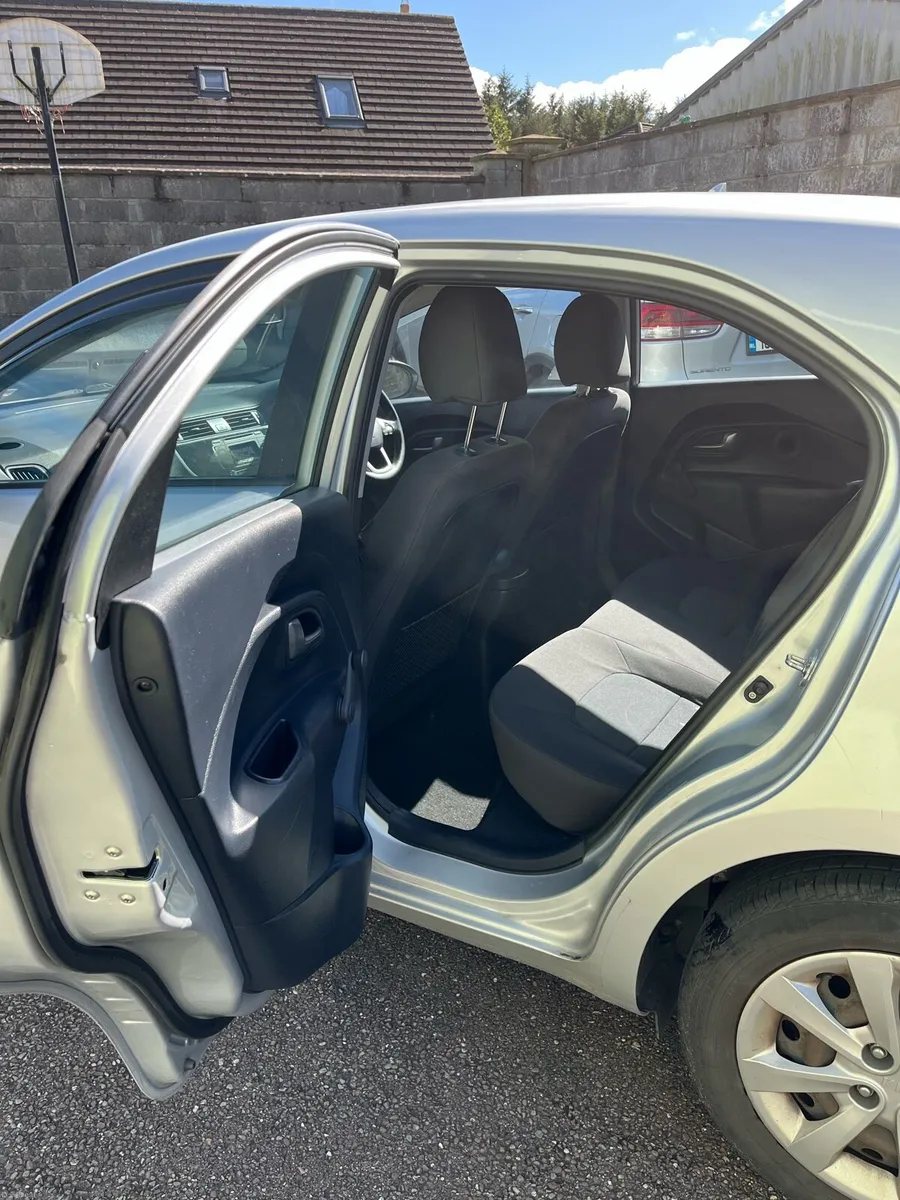2015 Kia Rio — Tax and NCT - Image 5
