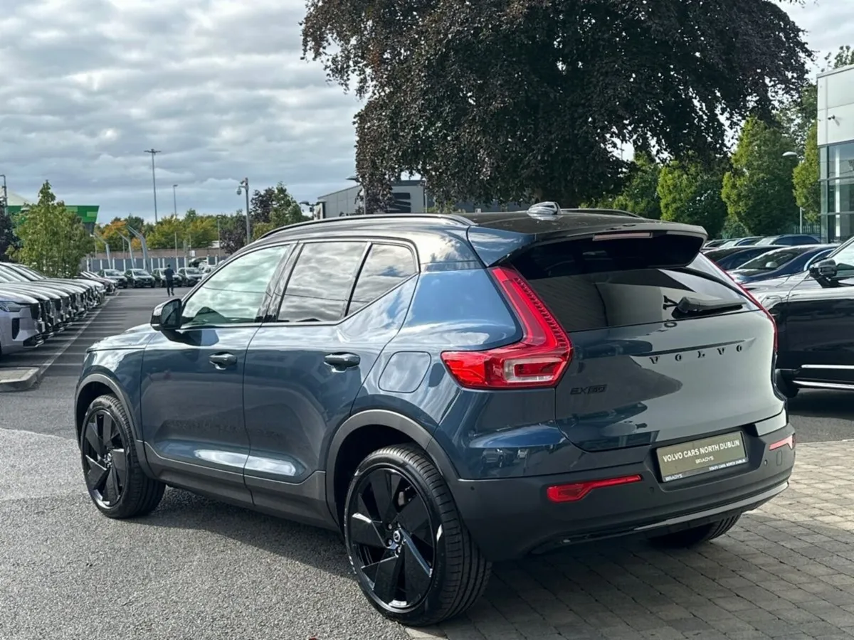 Volvo EX40 EX40 Black Edition Ultra Single Motor - Image 6