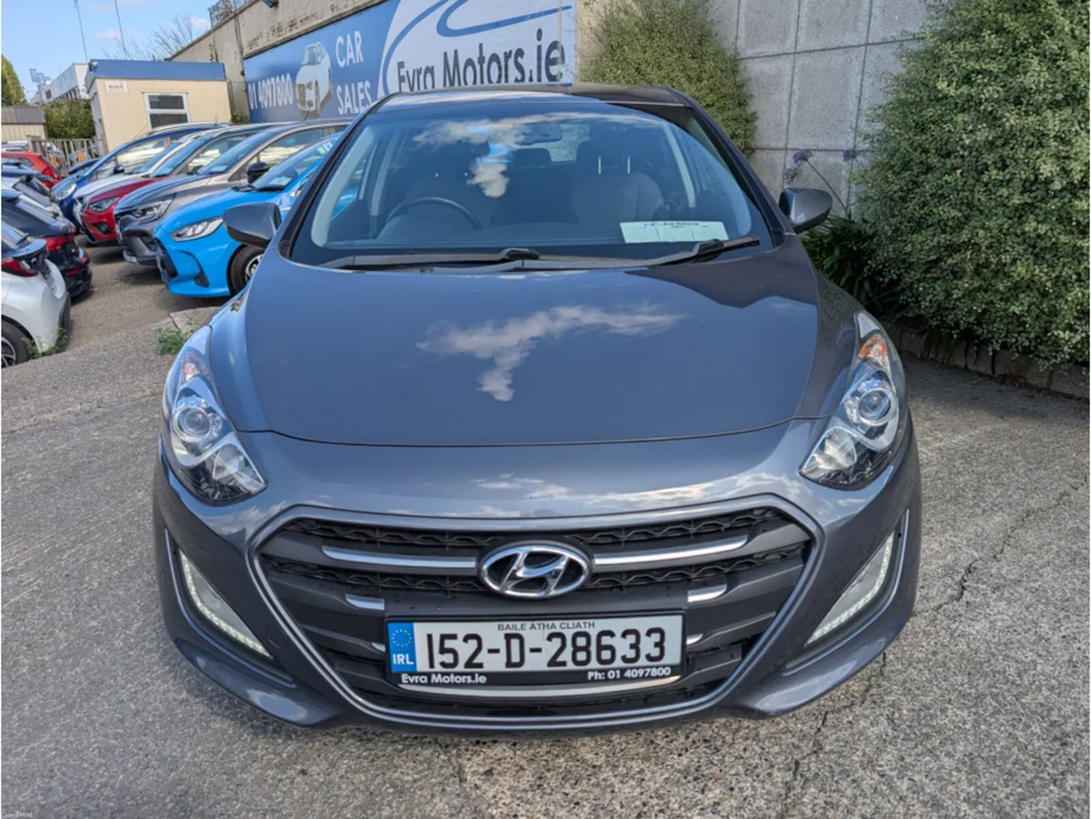 Hyundai i30 MANUAL 1.4 PETROL //LOW MILES//CRUISE - Image 2