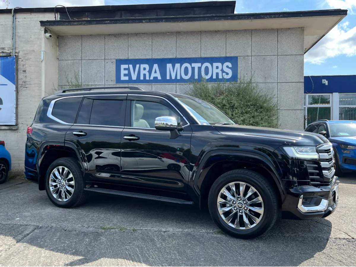 Toyota Land Cruiser AMAZON 3.3 DIESEL AUTOMATIC // - Image 3
