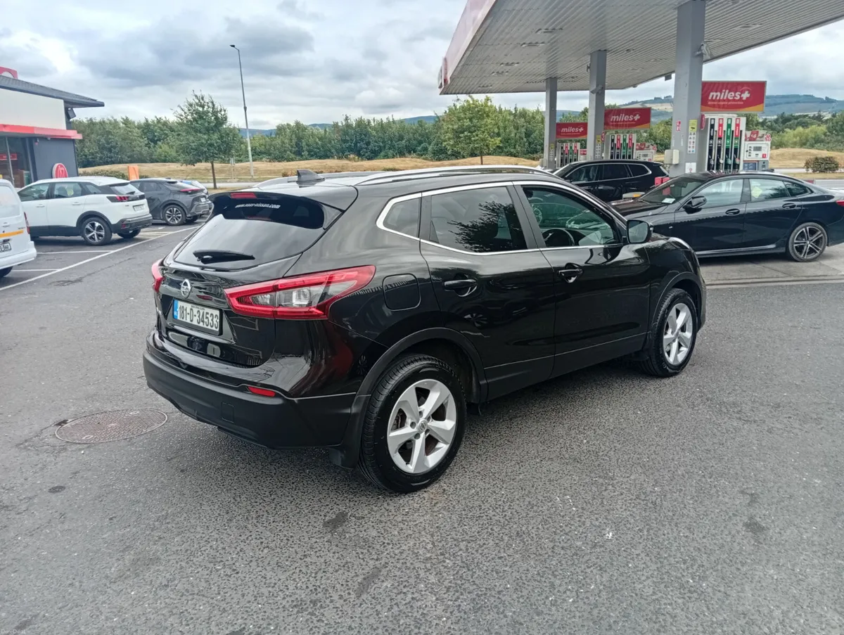 Nissan Qashqai 2018 only 71,000 kms - Image 6
