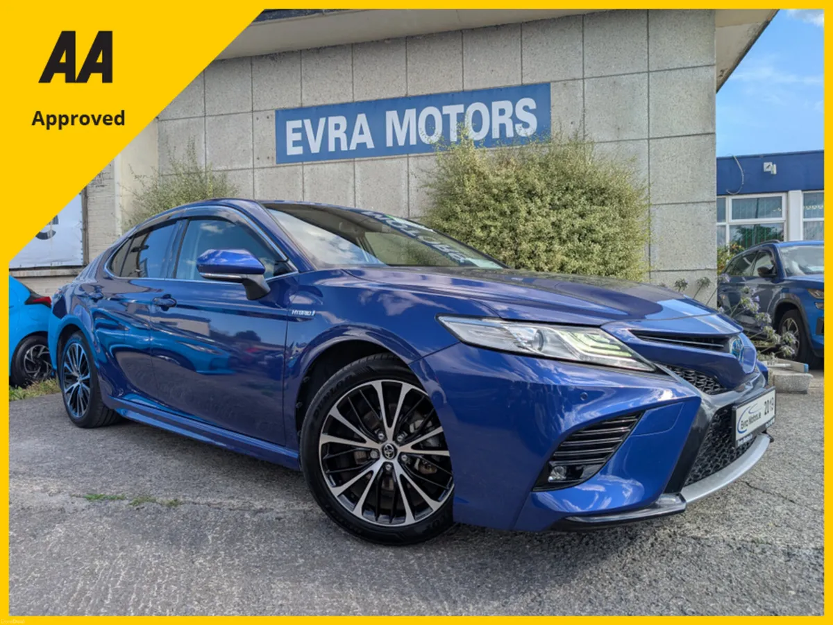Toyota Camry WS HYBRID AUTOMATIC 2.5 PETROL //HALF - Image 1
