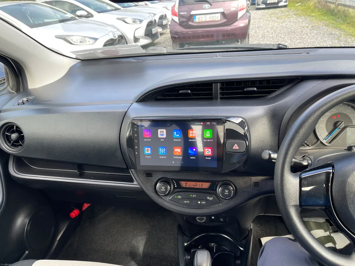 Toyota Vitz 2017 Automatic hybrid - Image 2