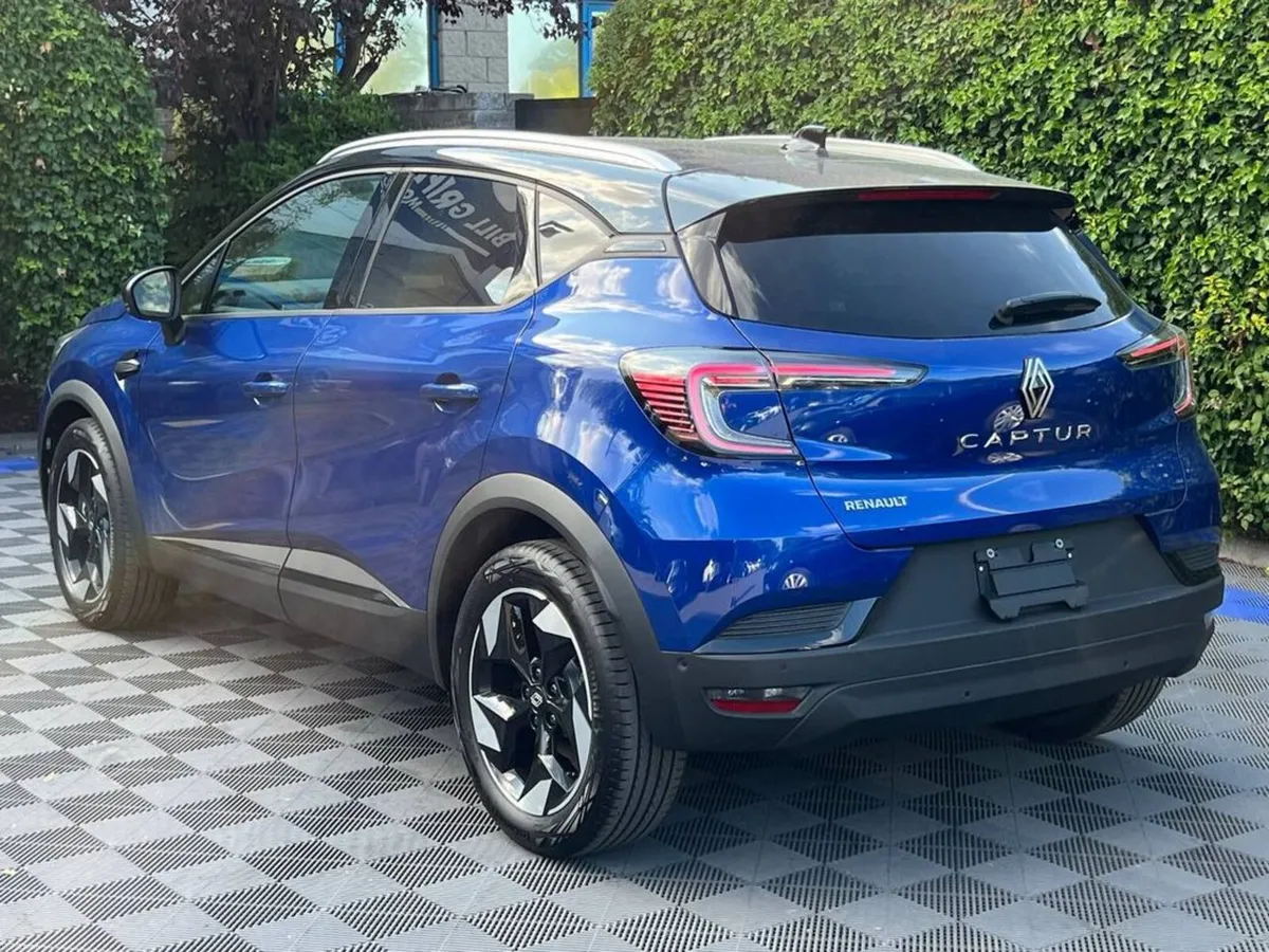Renault Captur 1.3 TCE MILD HYBRID AUTO ** DELIVER - Image 5