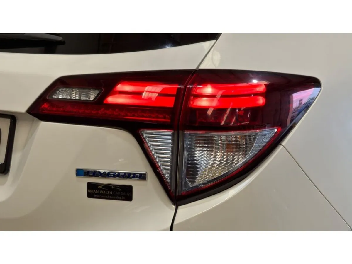 Honda Vezel Z Honda Sensing - Image 6