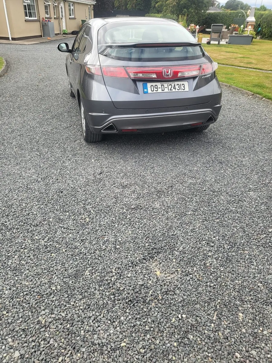 Car - Image 5
