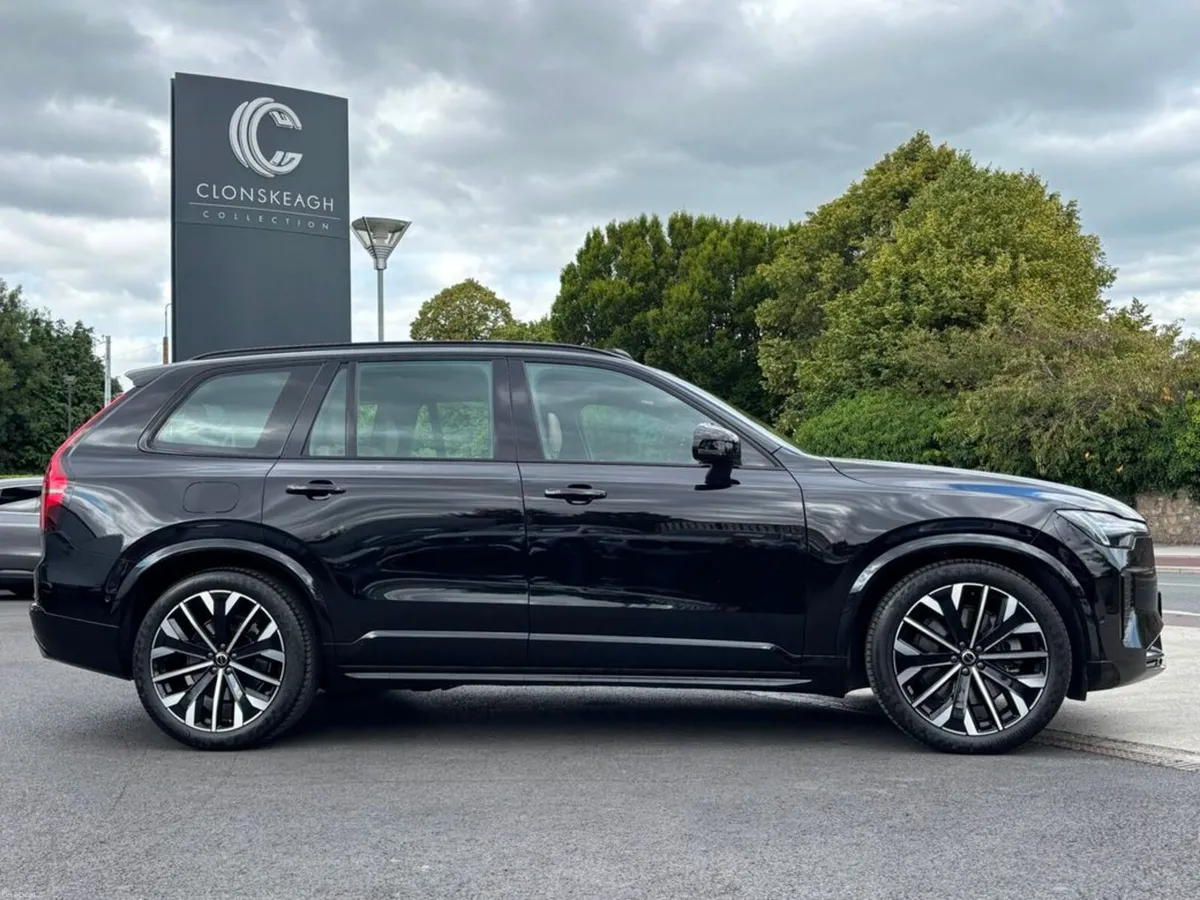 Volvo XC90 T8 PLUS AWD - Image 2